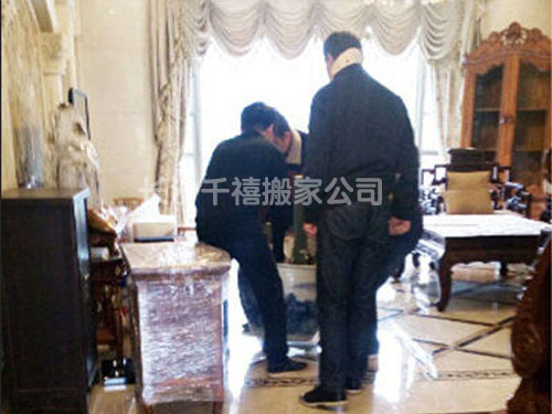 精品搬家-精品字畫打包現場